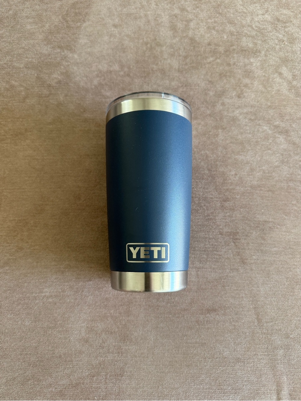 Yeti Rambler 20oz Tumber - Navy Blue